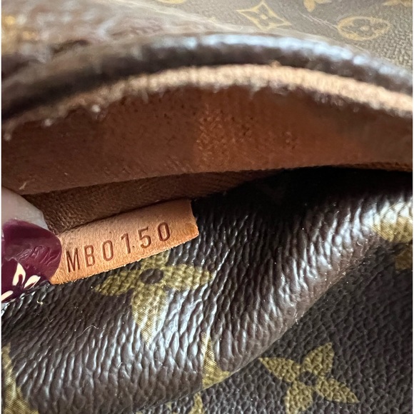 Authentic Louis Vuitton Totally MM Shoulder Bag - Picture 11 of 15